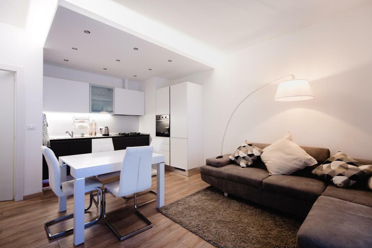 Ferienwohnung La Boutique Del Vento - Esclusivo In Pieno Centro Triest Exterior foto